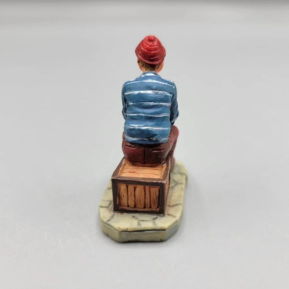 Vintage Lemax Figurine Man Sitting on Box Beanie Hat Story Teller 1.5